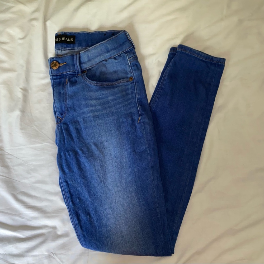 Express Mid-Rise Medium Wash Jeans Size 29